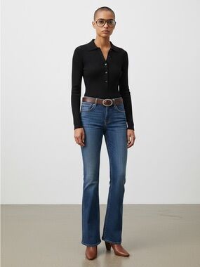 ✨ 7 For All Mankind “Dojo” Flare Jeans – Size 30 – Medium Wash ✨